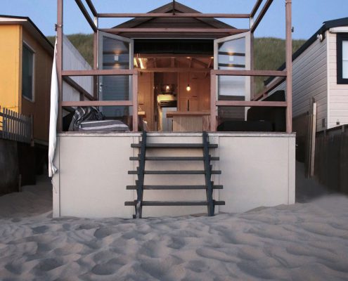Tiny beach house | Piet-Jan van den Kommer